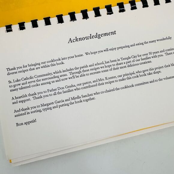 St. Luke's Catholic Community Cookbook Temple City California Spiralbound - Picture 3 of 11